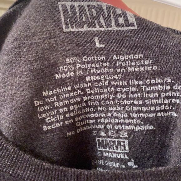 The Punisher Shirt. Marvel. Large - Picture 2 of 3